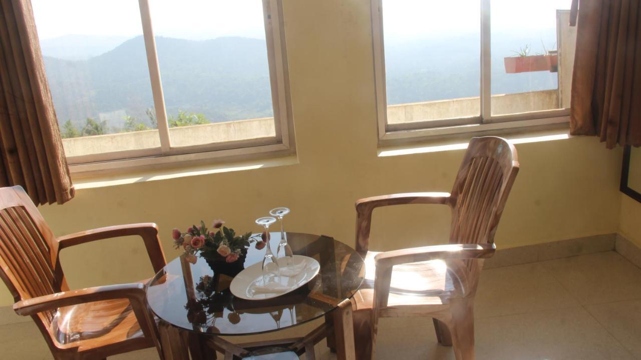 Kollanoor Guest House Madikeri Esterno foto
