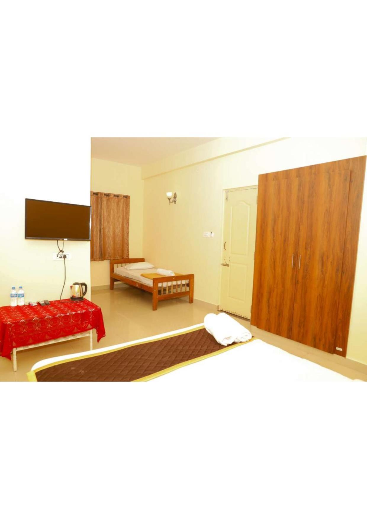 Kollanoor Guest House Madikeri Esterno foto