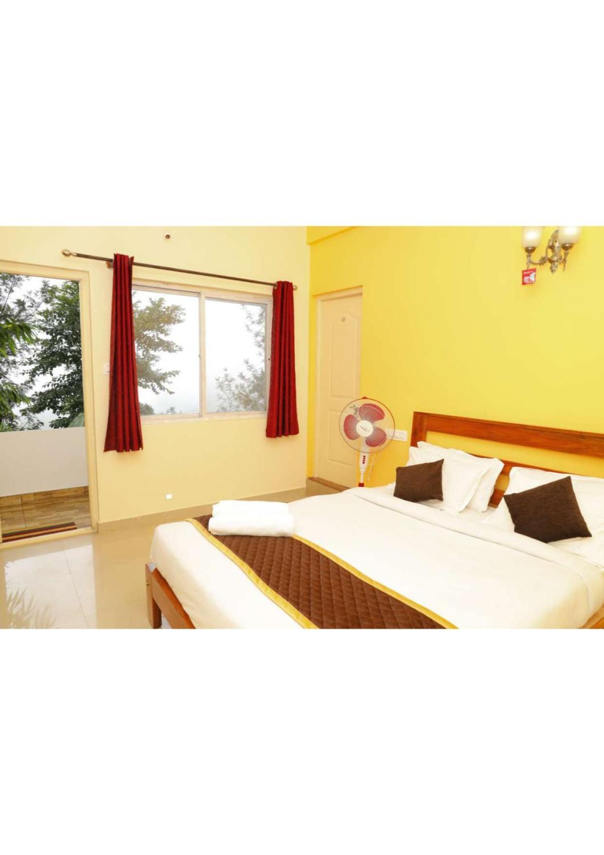 Kollanoor Guest House Madikeri Esterno foto